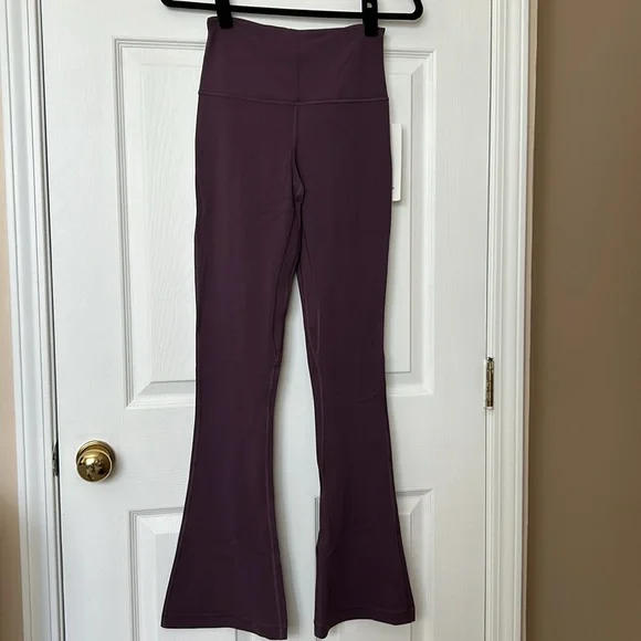 NWT Lululemon Align Mini Flare Pant - Grape Thistle - Picture 2 of 4